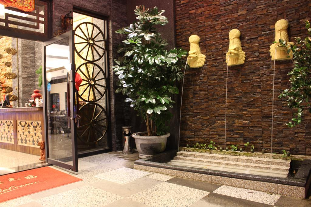 Bed and Breakfast Lu Fang View à Donggang Extérieur photo